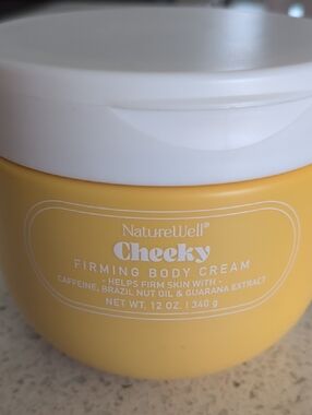 Cheeky Firming Body Cream - Yellow Brazil Nuts Oil, Guarana Extract